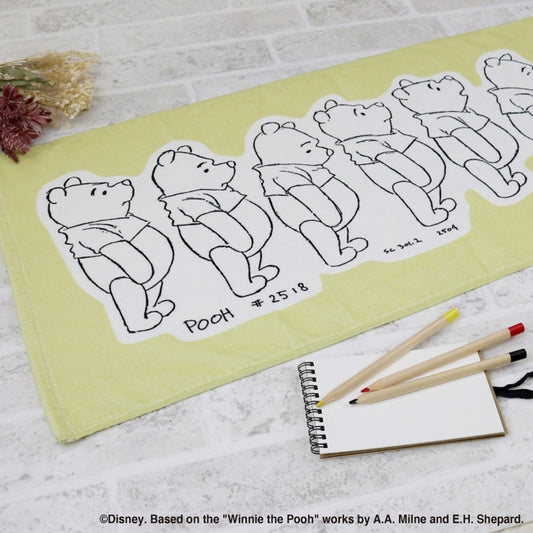 Disney Store - Disney Animation Immersive Experience / Model Sheet / Face Towel / Winnie the Pooh - Towel