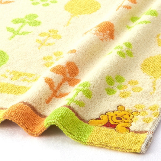 Disney Store - Face towel Little Garden Winnie the Pooh 38-1462150-Y - bathroom accessory