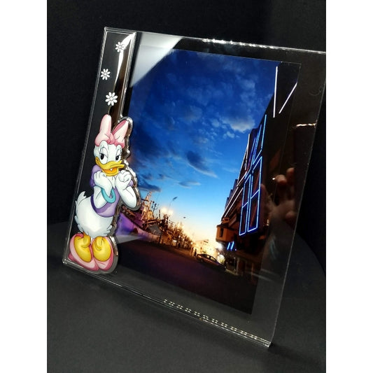 Disney Store - VALENTI Plexiglas-Fotorahmen mit Silberverarbeitung Daisy Duck (A) D276 4XRA 15x20cm 2L-Format - Fotografierahmen