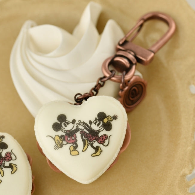 Disney Store - Mickey & Minnie Herz-Macaron Schlüsselanhänger - Accessoire Japan Disney Store